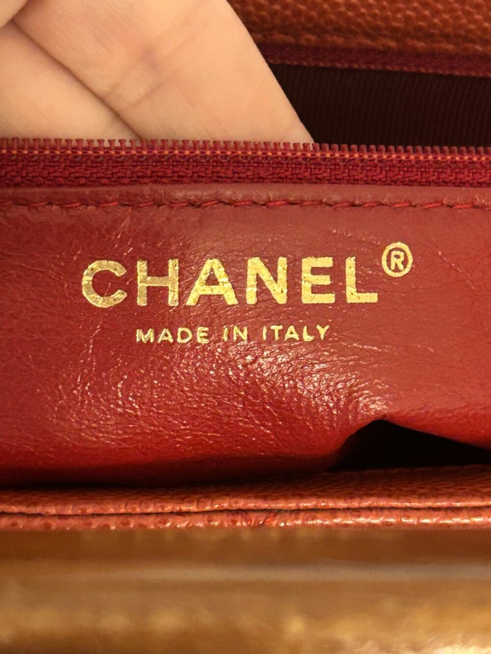 CHANEL Wood Handle Tote in Red Caviar - Picture 15 of 17